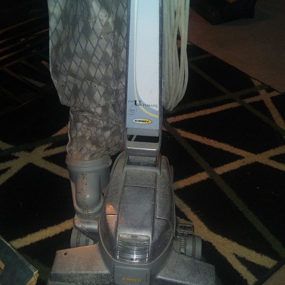 KIRBY CARPET SHAMPOO SYSTEM - Picture 2 of 4